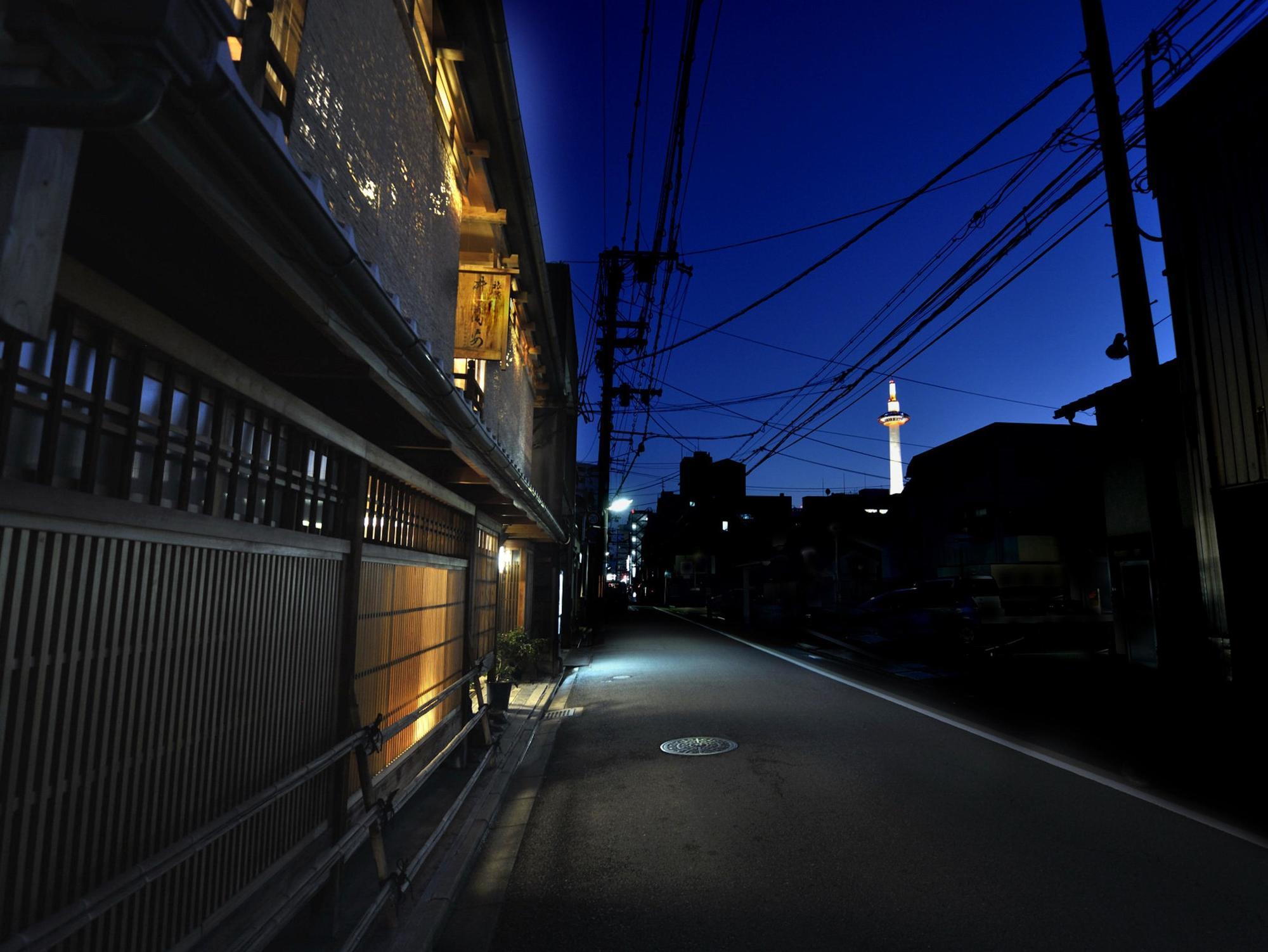 Traditional Kyoto Inn serving Kyoto cuisine IZYASU - Former Ryokan Izuyasui Eksteriør billede